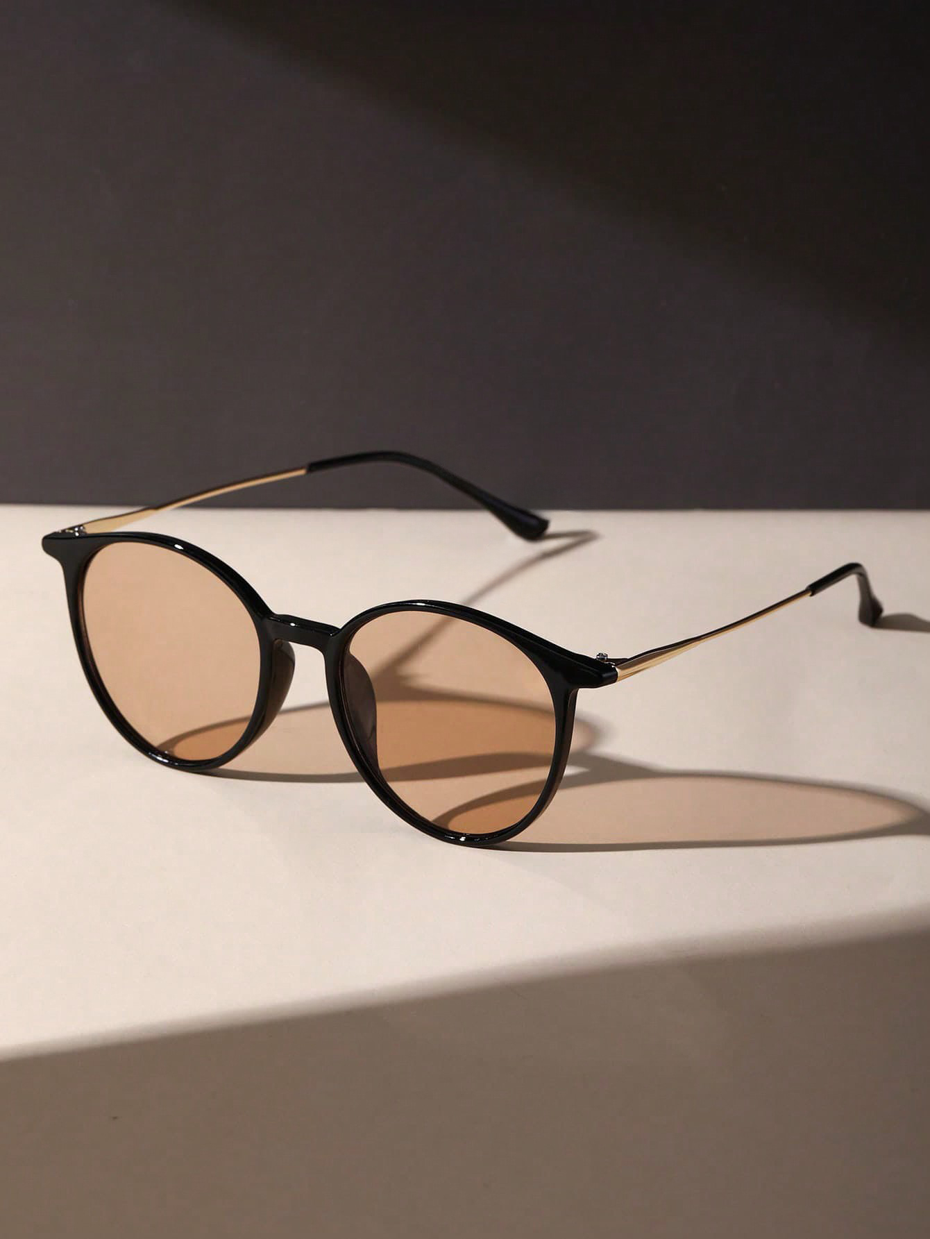 1PC Fashion Round Metal Women  - огляд і ціна Men'S Accessories Fashion
